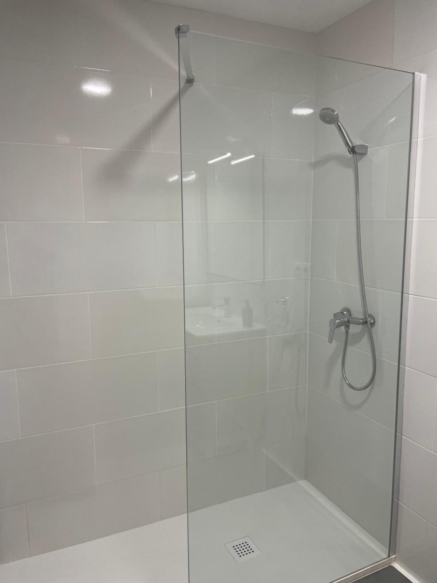 Apartamentos Tarradellas Sants Estacio บาร์เซโลนา ภายนอก รูปภาพ