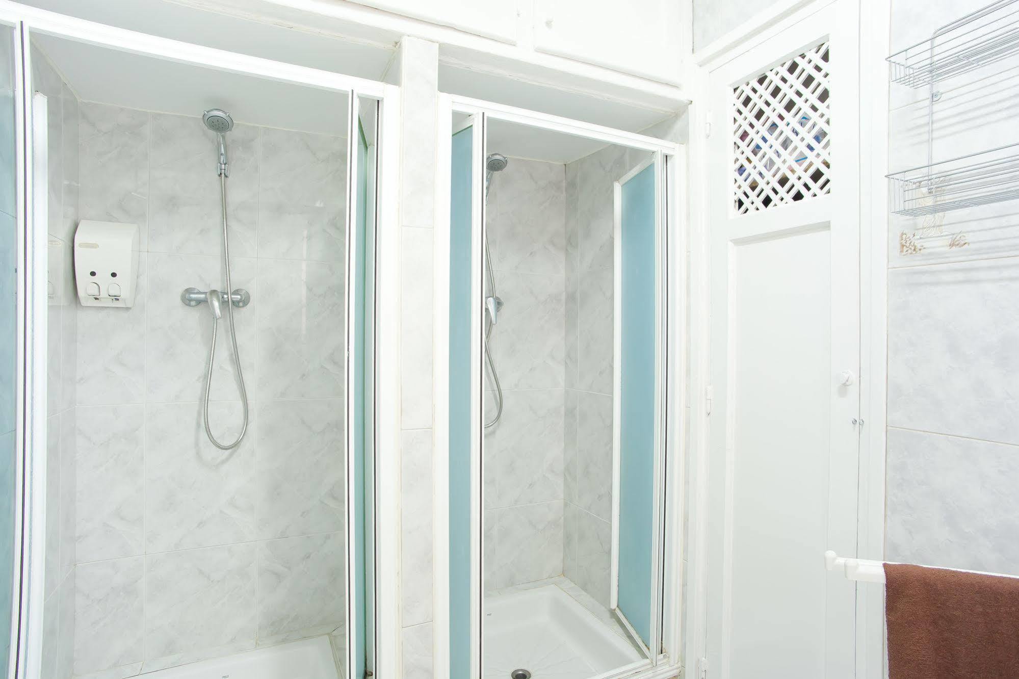 Apartamentos Tarradellas Sants Estacio บาร์เซโลนา ภายนอก รูปภาพ